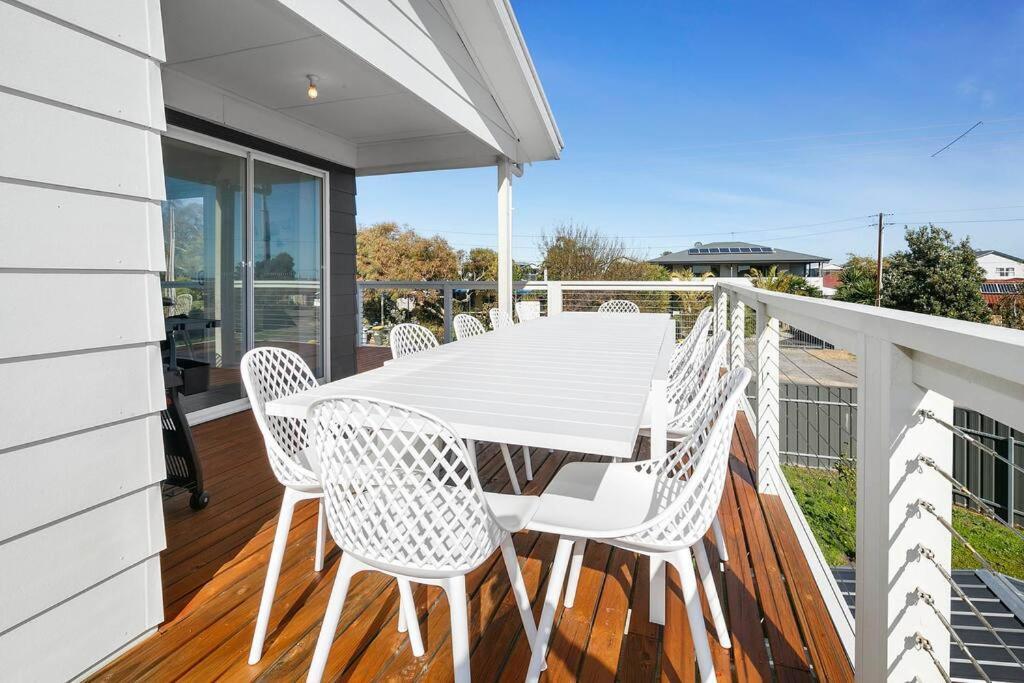 Harvey Haven -Sleeps Upto 15 4 Bdrm 2 5 Bth Villa Aldinga Beach Exterior photo